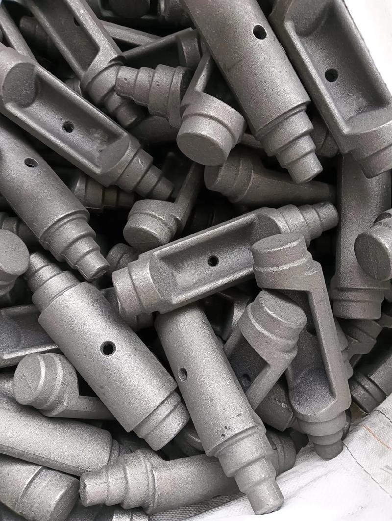 Gri dökme demir dökümlerin avantajları ve kabul standartları nelerdir?