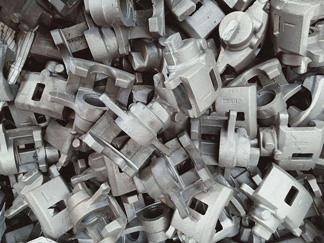 Sfero dökümlerin karbon içeriği nedir?